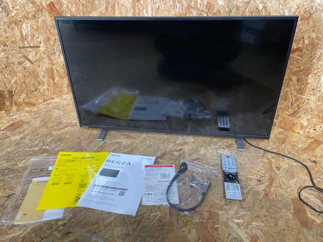 東芝　テレビ レグザ　2022年製 40V34 1334