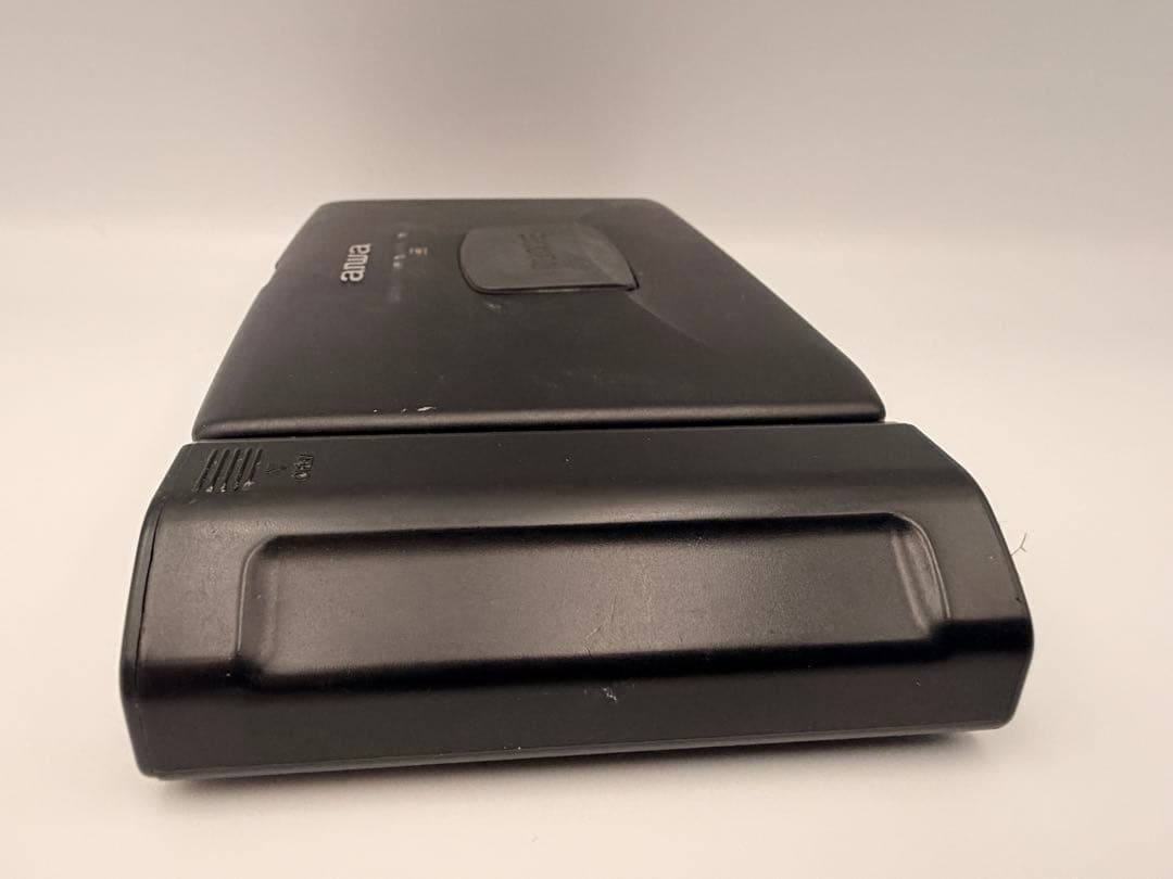 ジャンク品アイワAIWA HS-PX610カセットプレーヤー 乾電池アダプター付