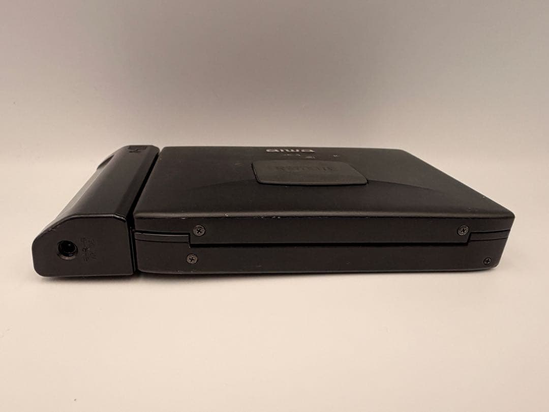 ジャンク品アイワAIWA HS-PX610カセットプレーヤー 乾電池アダプター付