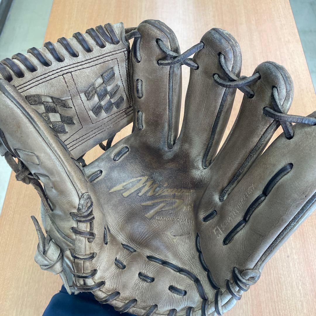 ミズノプロ硬式　内野手用グローブ