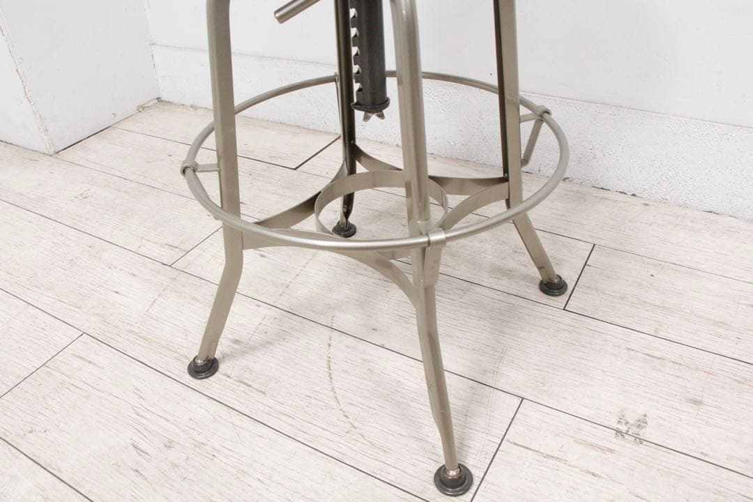 【極美品】 関家具 クラッシュゲート トレドII ハイスツール