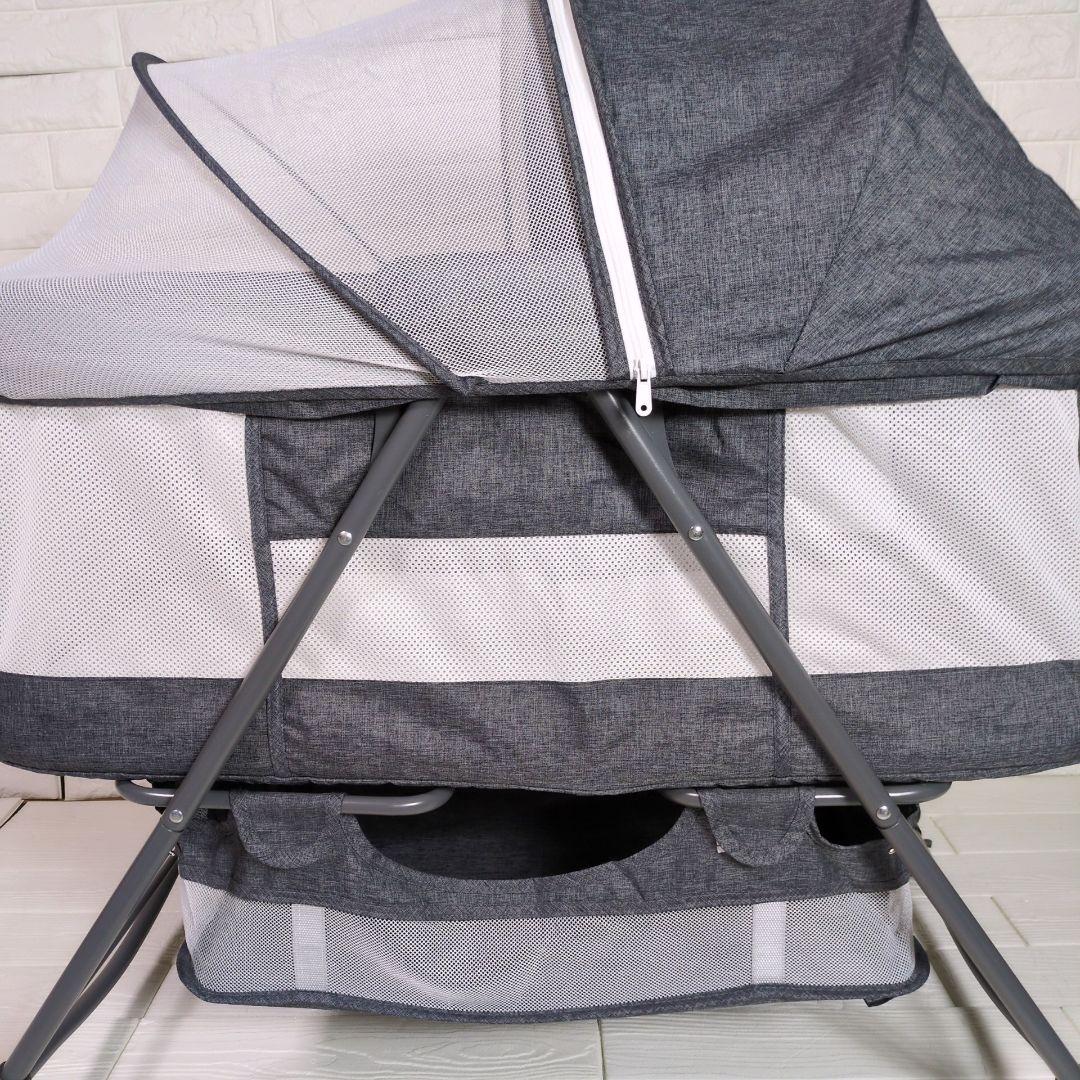 ◎美品◎　UBRAVOO ベビーベッド 折りたたみ式　キャスター付き