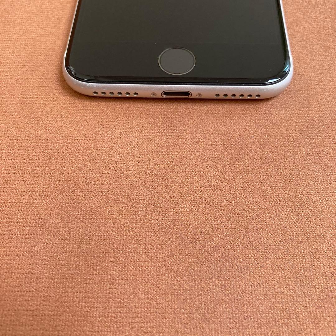 314【早い者勝ち】iPhoneSE2 第2世代 64GB SIMフリー☆