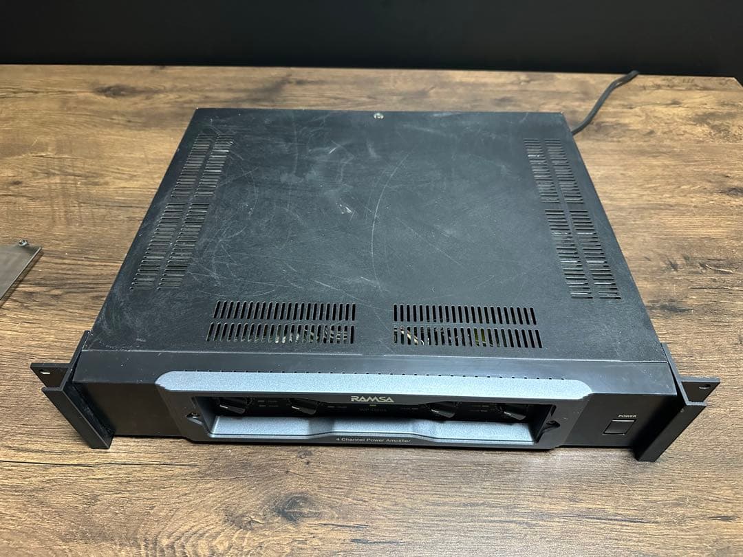 Panasonic RAMSA 4chデジタルパワーアンプ WP-D204