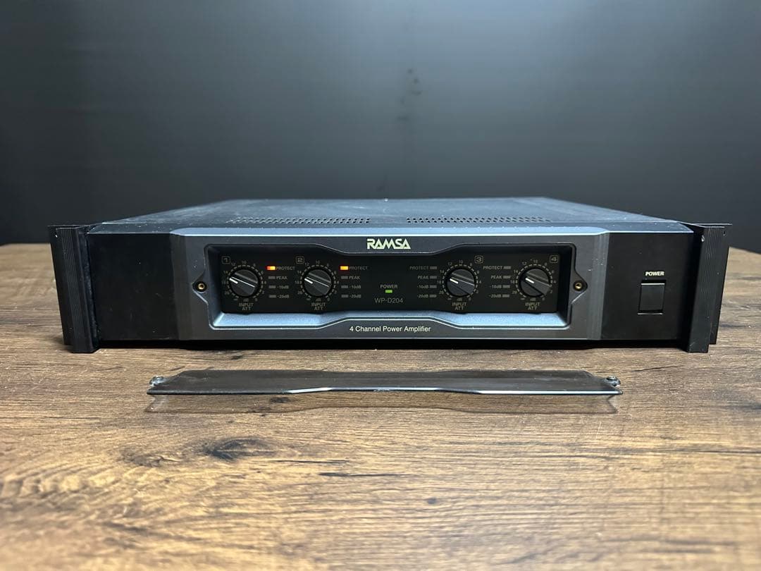 Panasonic RAMSA 4chデジタルパワーアンプ WP-D204