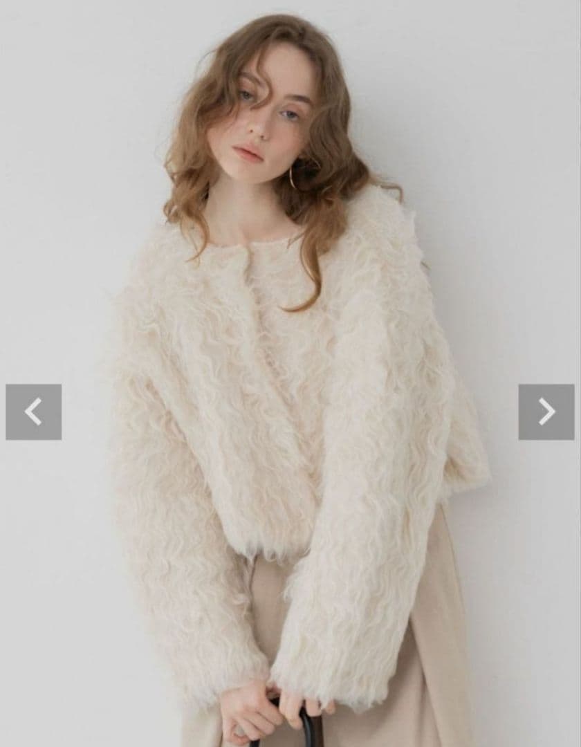 美品☆メゾンドドルチェ☆wavy cardigan ivory