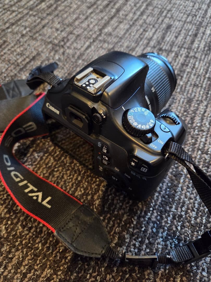 Canon キャノン EOS Kiss X50 レンズキット デジタル一眼カメラ