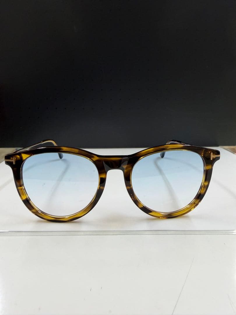 TOM FORD TF672 30J サングラス べっ甲 ライトブルーグラデ
