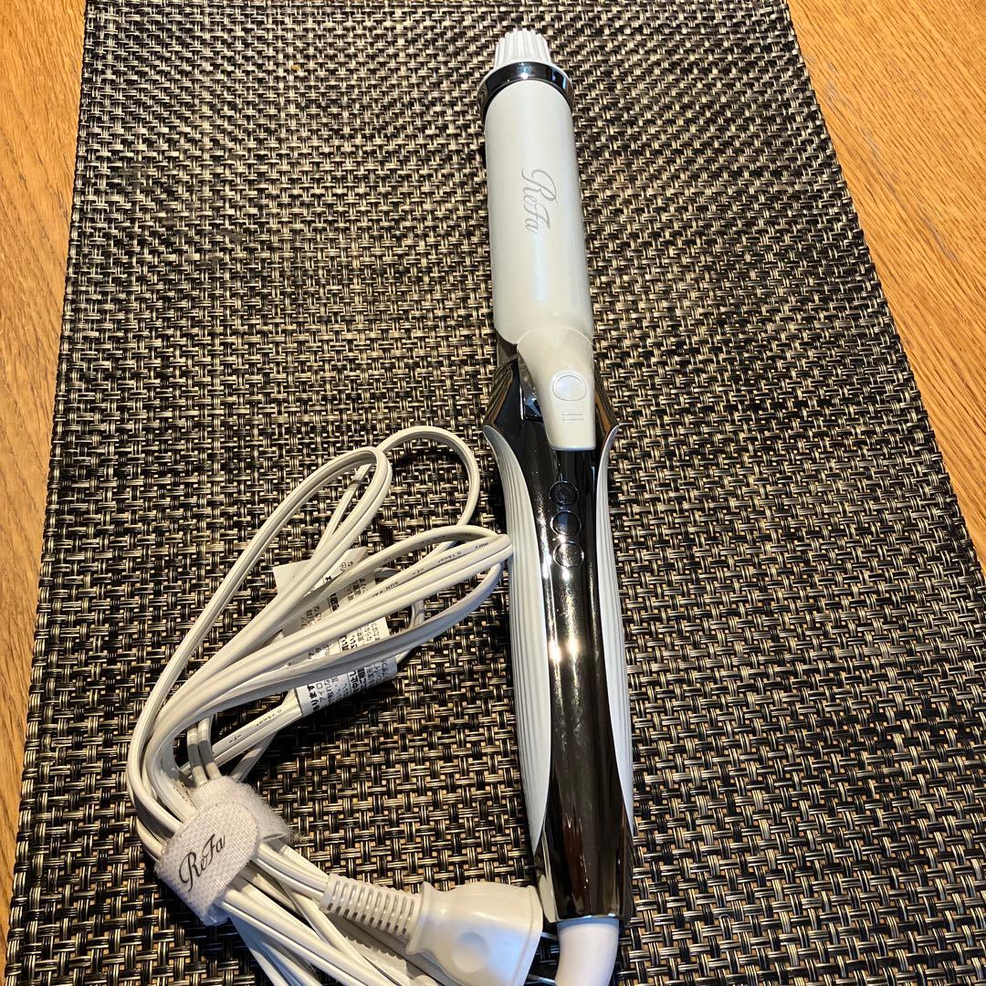 2024年製ホワイト/ReFaカールヘアアイロン