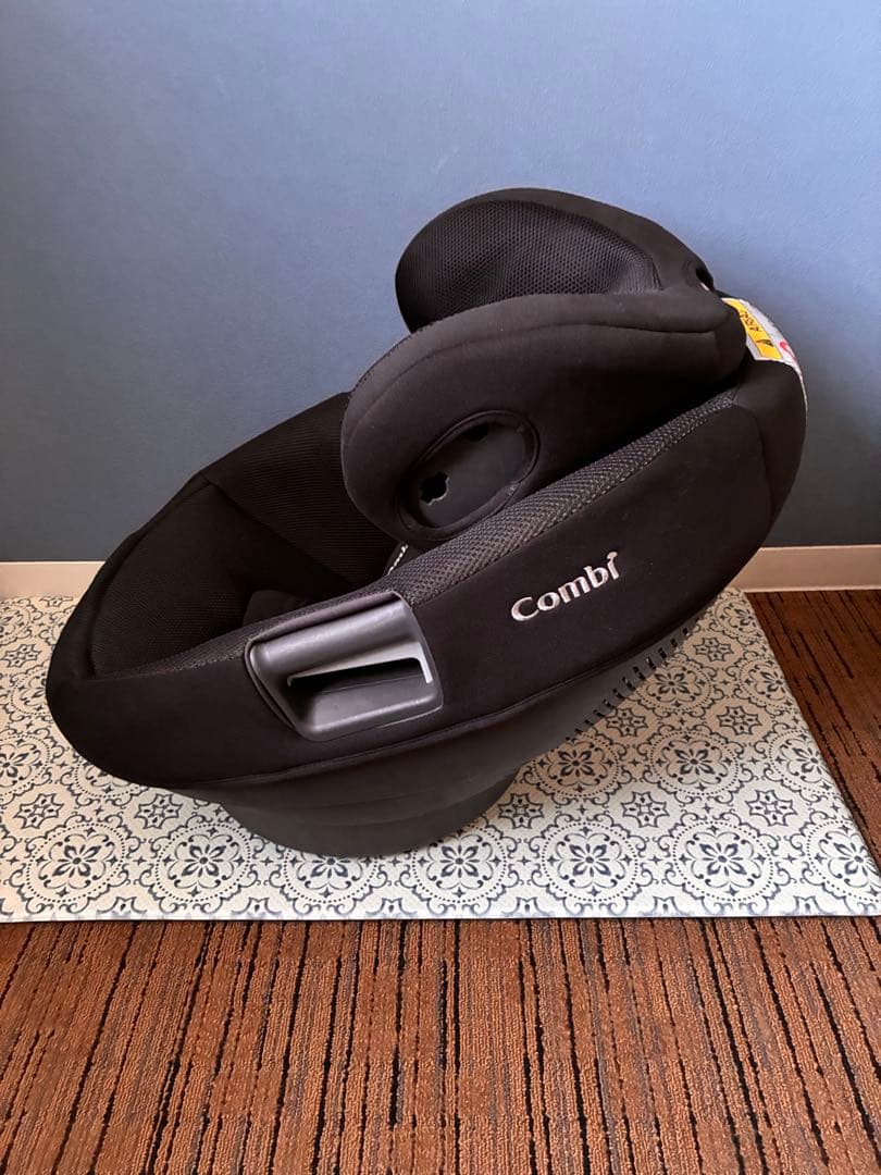 コンビ THE S plus ISOFIX エッグショック ZB-750