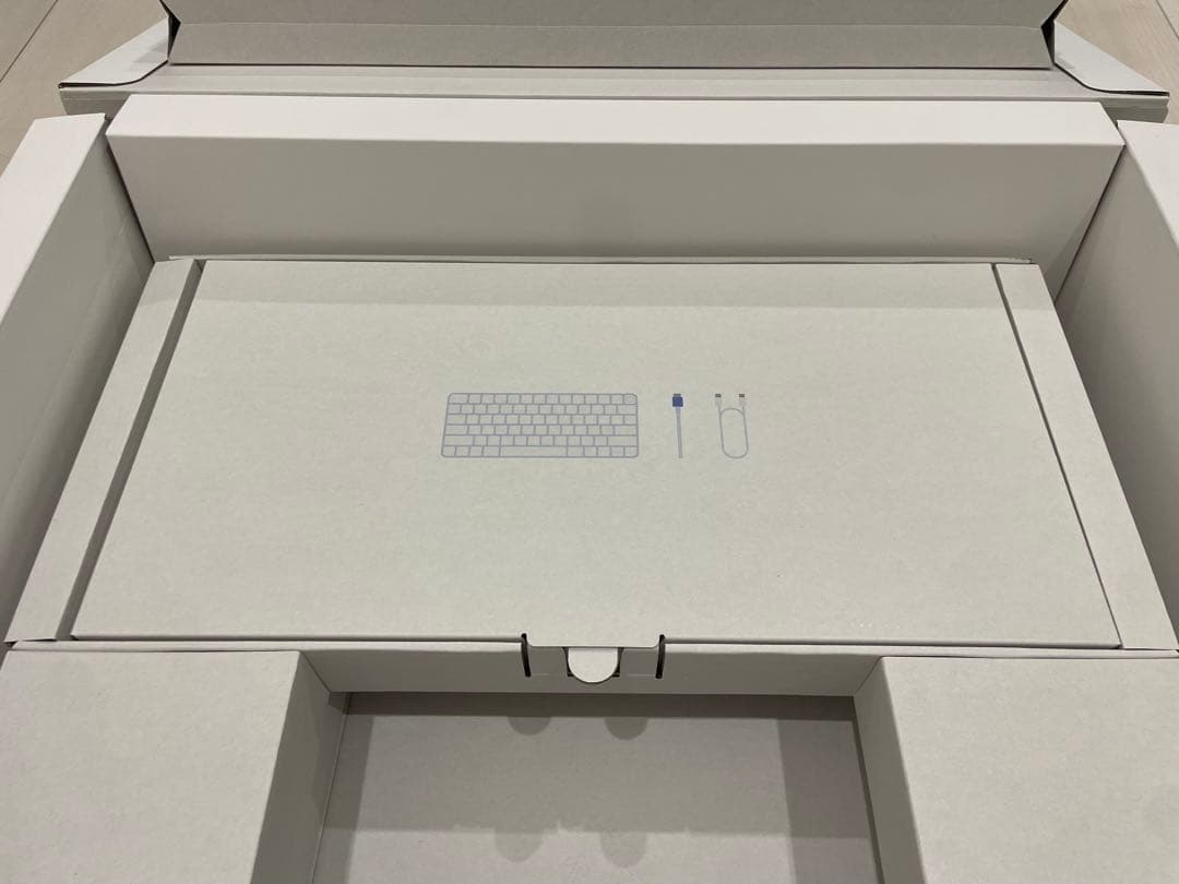 ハ*チ様 iMac 24-inch 2024M4 10コアGPU24GB SSD