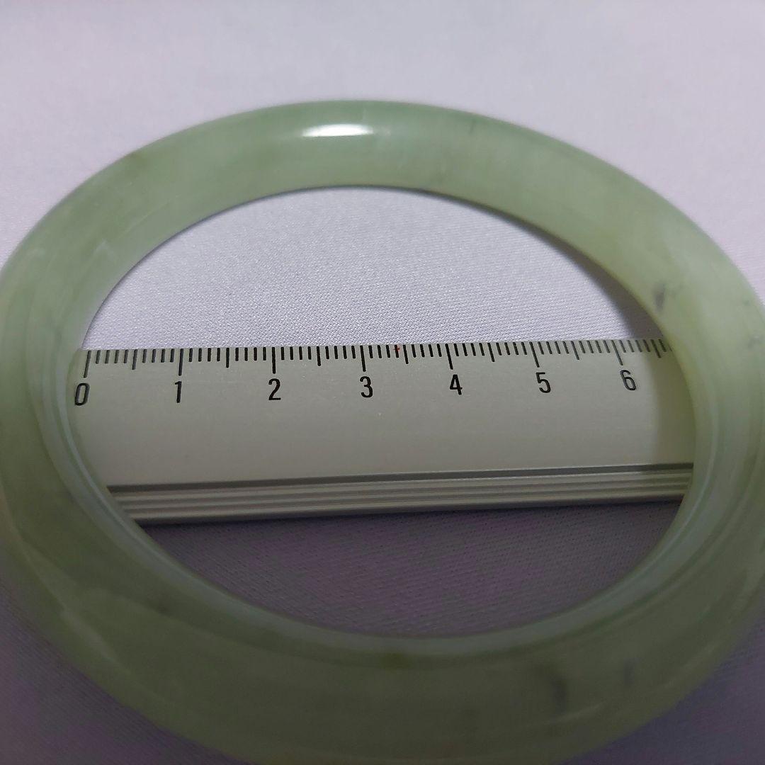 デコちゃん　新品　未使用　翡翠バングル　　 ミャンマー産　内径約6.5㎝