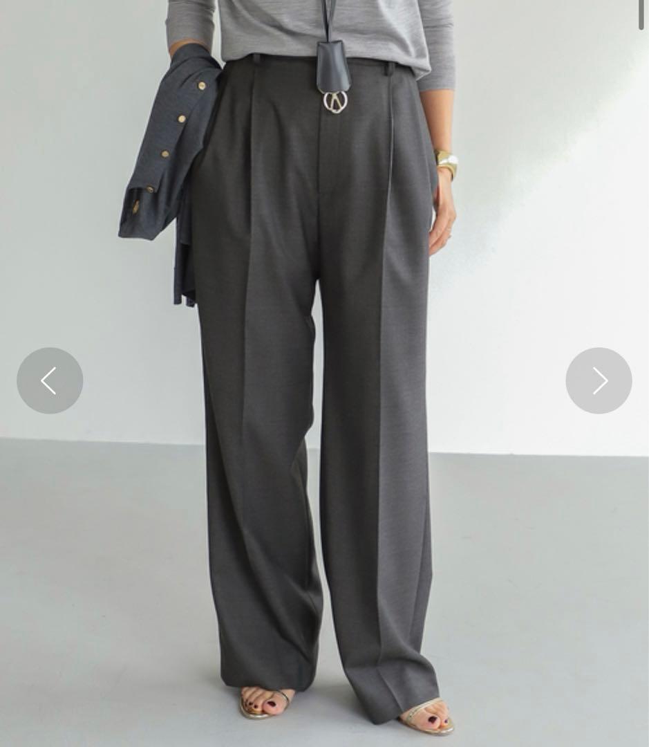 WOOL SERGEタックパンツ グレー　美品