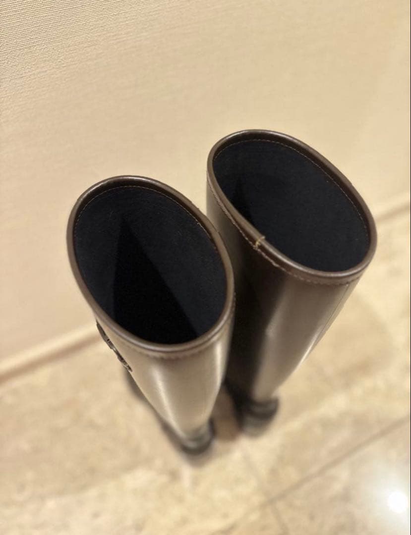 【美品】 Salvatore Ferragamo フェラガモ ブーツ ヒール付き