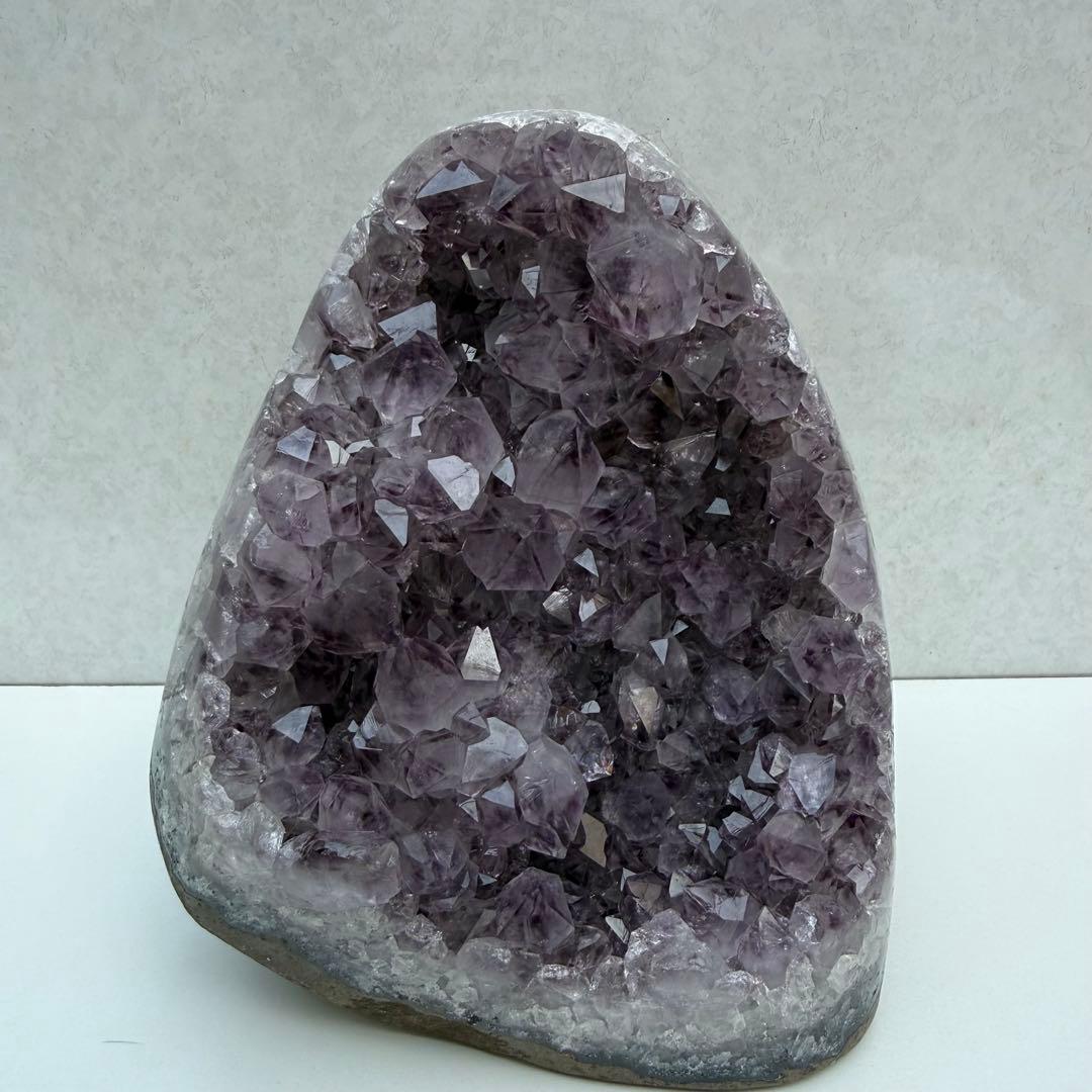1.4kg! 大きめ アメジストドーム ジオード 紫水晶 風水 天然石