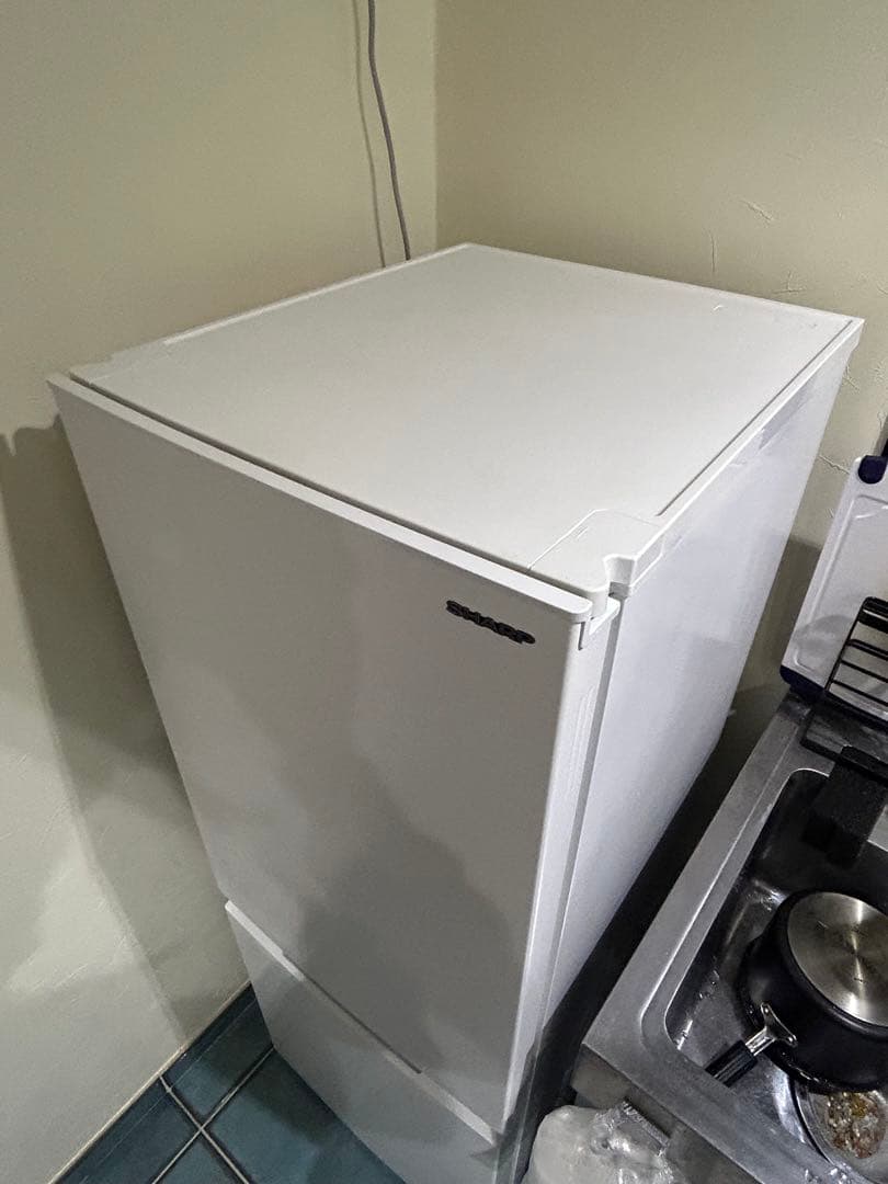 SHARP 冷蔵庫 2023年製　SJーD18K