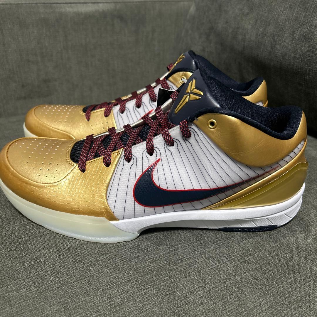 Kobe 4ゴールドメダル　バスケットシューズ