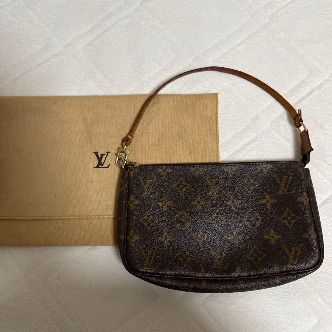 ルイヴィトン モノグラム ポシェット