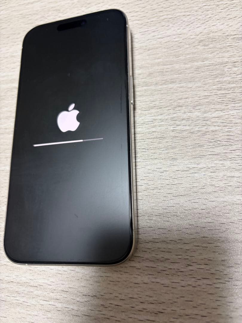 iPhone15 Pro 256GB ホワイトチタニウム