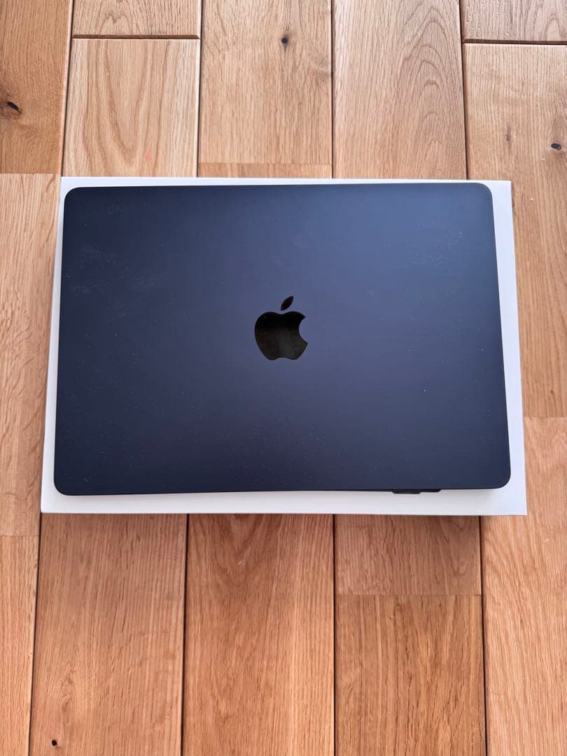 Apple MacBook Air 13インチ M2 256GB SSD