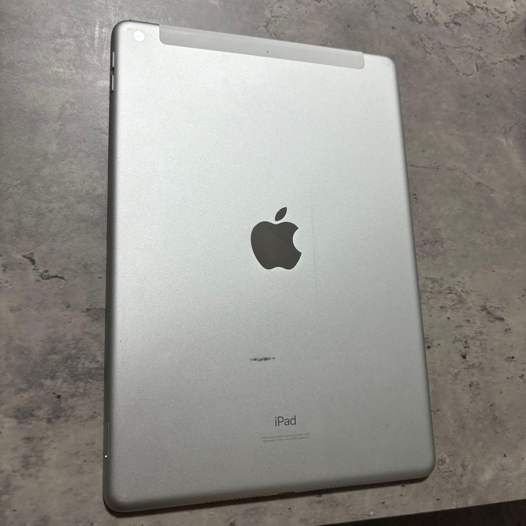 iPad 第7世代　128gb 本体