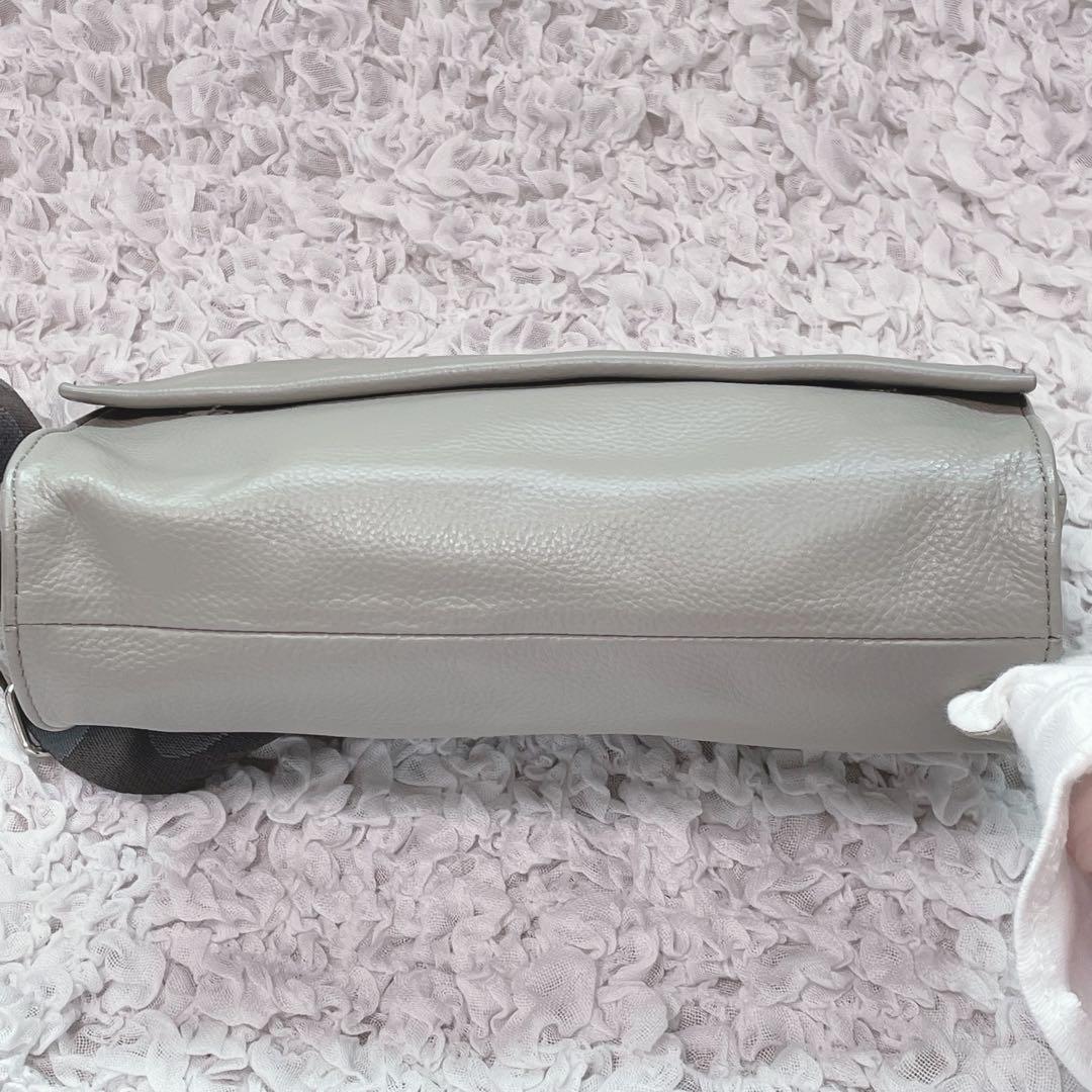 美品✨ear PAPILLONNER 柄テープボディバッグ ダルメシアン グレー