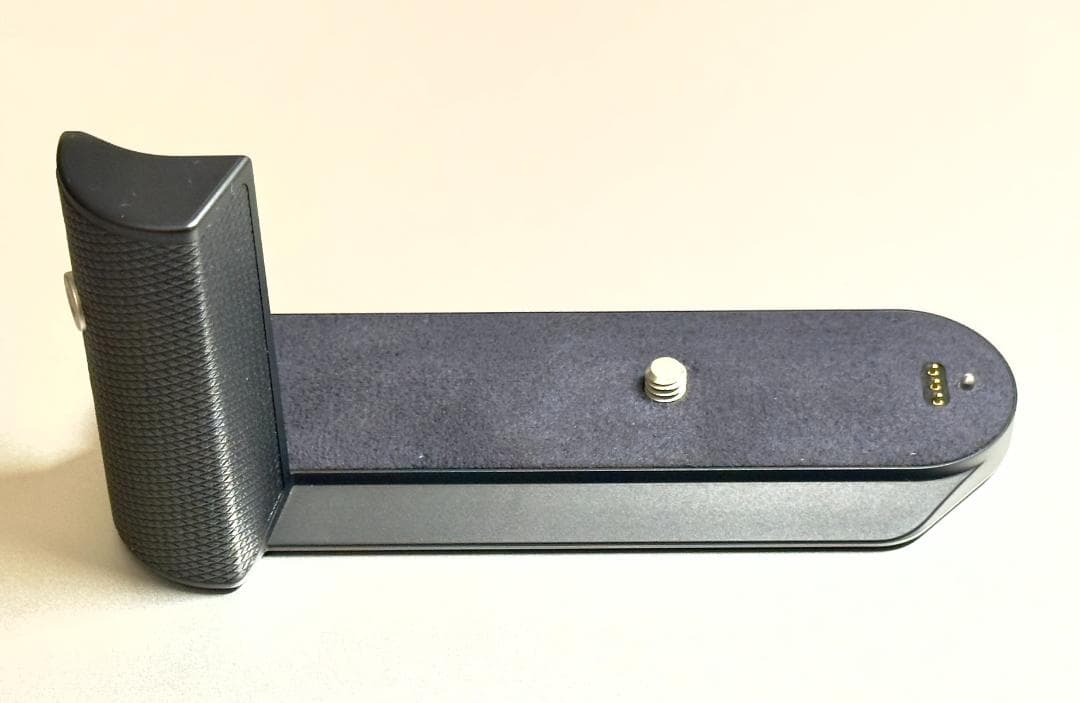 Leica ライカQ3　ハンドグリップ