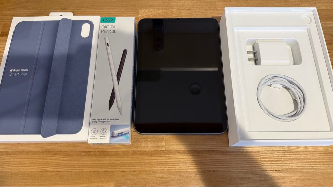 iPadmini (A17 Pro) 本体+Smart Folio+Pencil