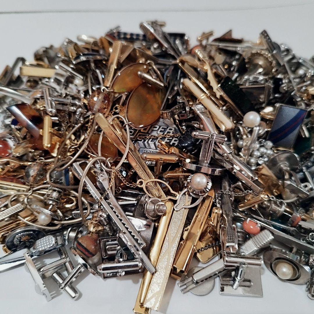 マ*ル様 アクセサリー　まとめ売り　約1.5kg　イミテーション