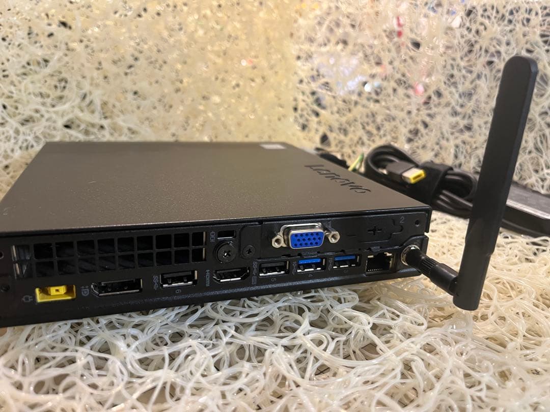 ThinkCenter Tiny M720q 10T8 ミニPC レノボ