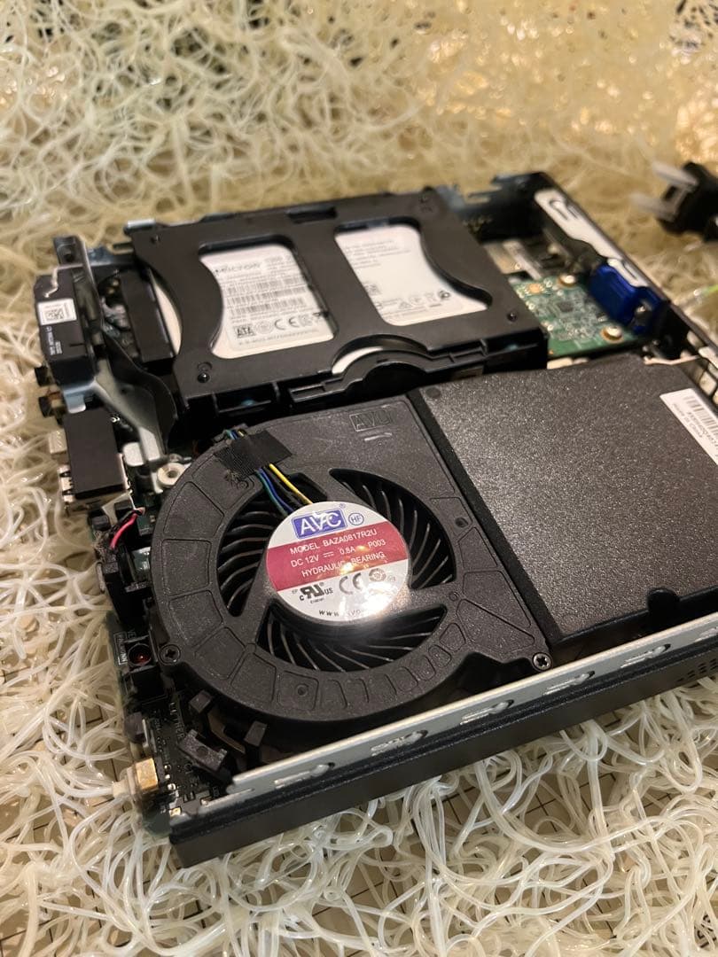 ThinkCenter Tiny M720q 10T8 ミニPC レノボ