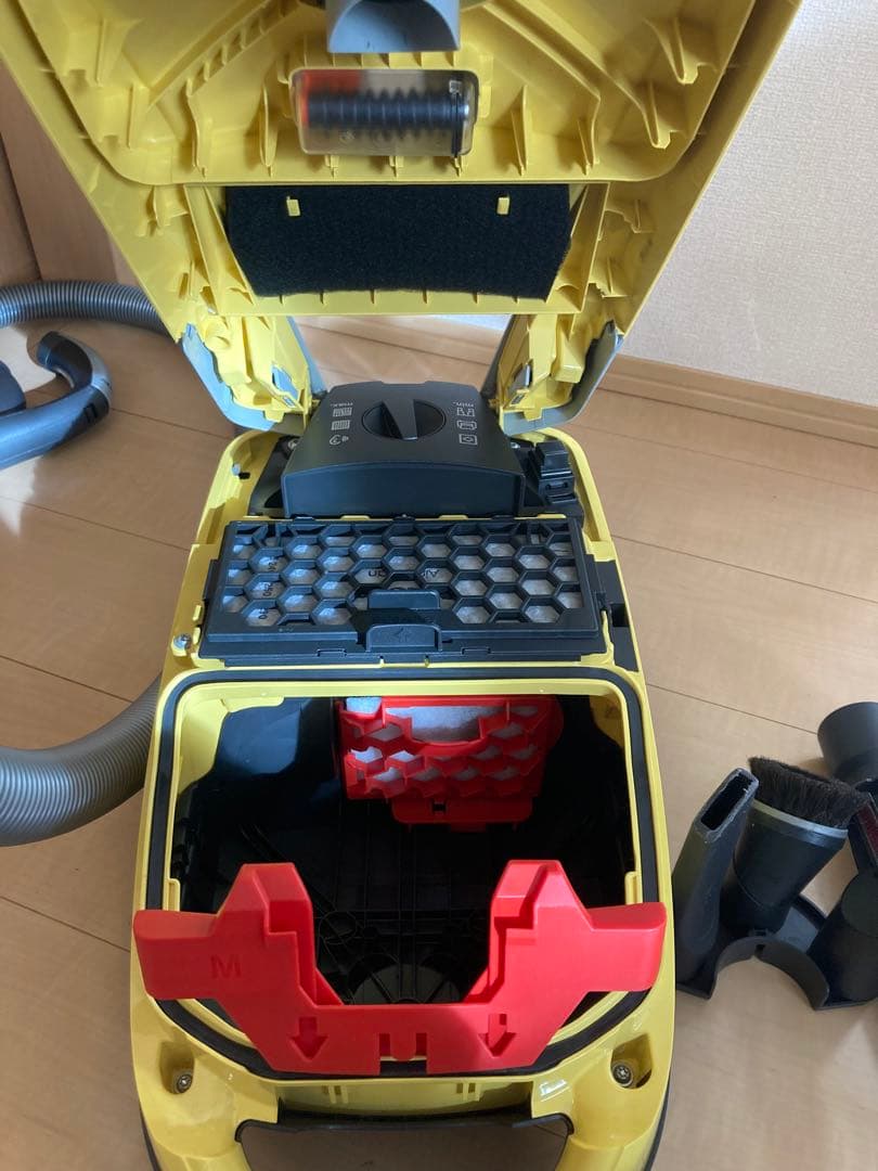 【中古】Miele Compact C2 掃除機 本体 カナリアイエロー