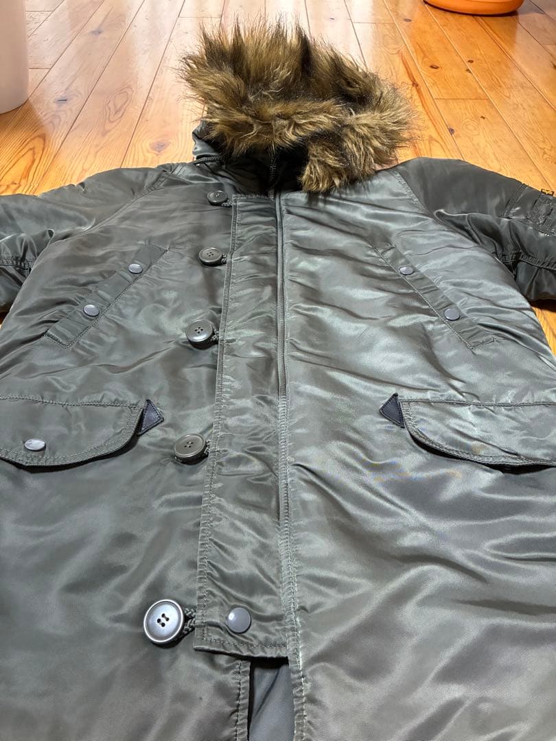 アルファN3Bオリーブグリーン ミリタリージャケットＬサイズ