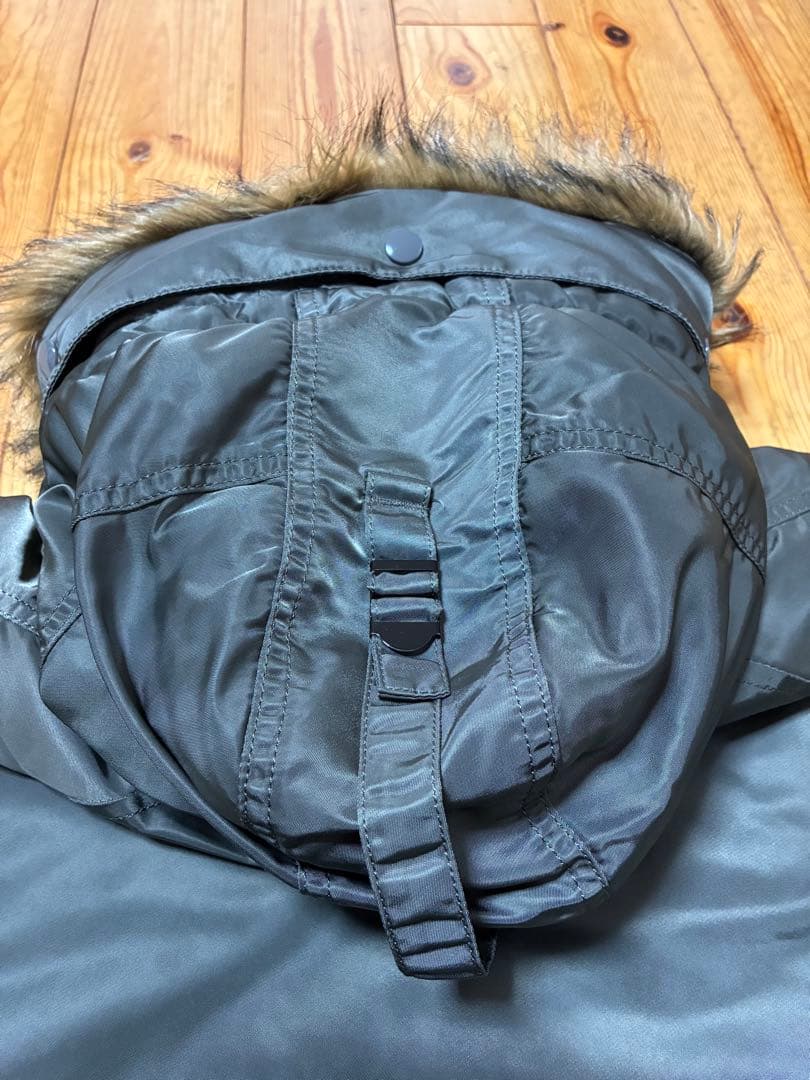 アルファN3Bオリーブグリーン ミリタリージャケットＬサイズ