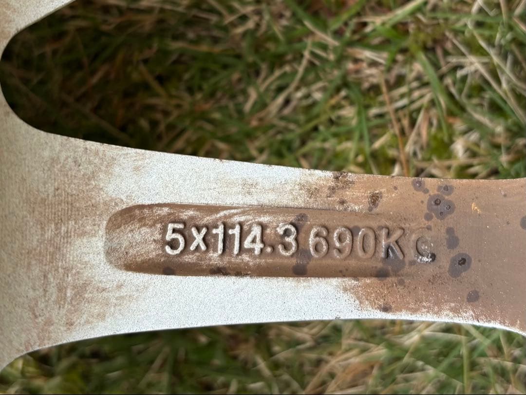 ★送料込み★ ダンロップ 15インチスタッドレス 2023年製195\65R15