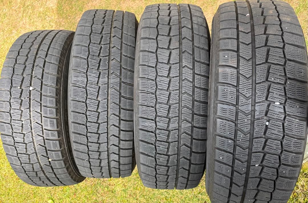 ★送料込み★ ダンロップ 15インチスタッドレス 2023年製195\65R15