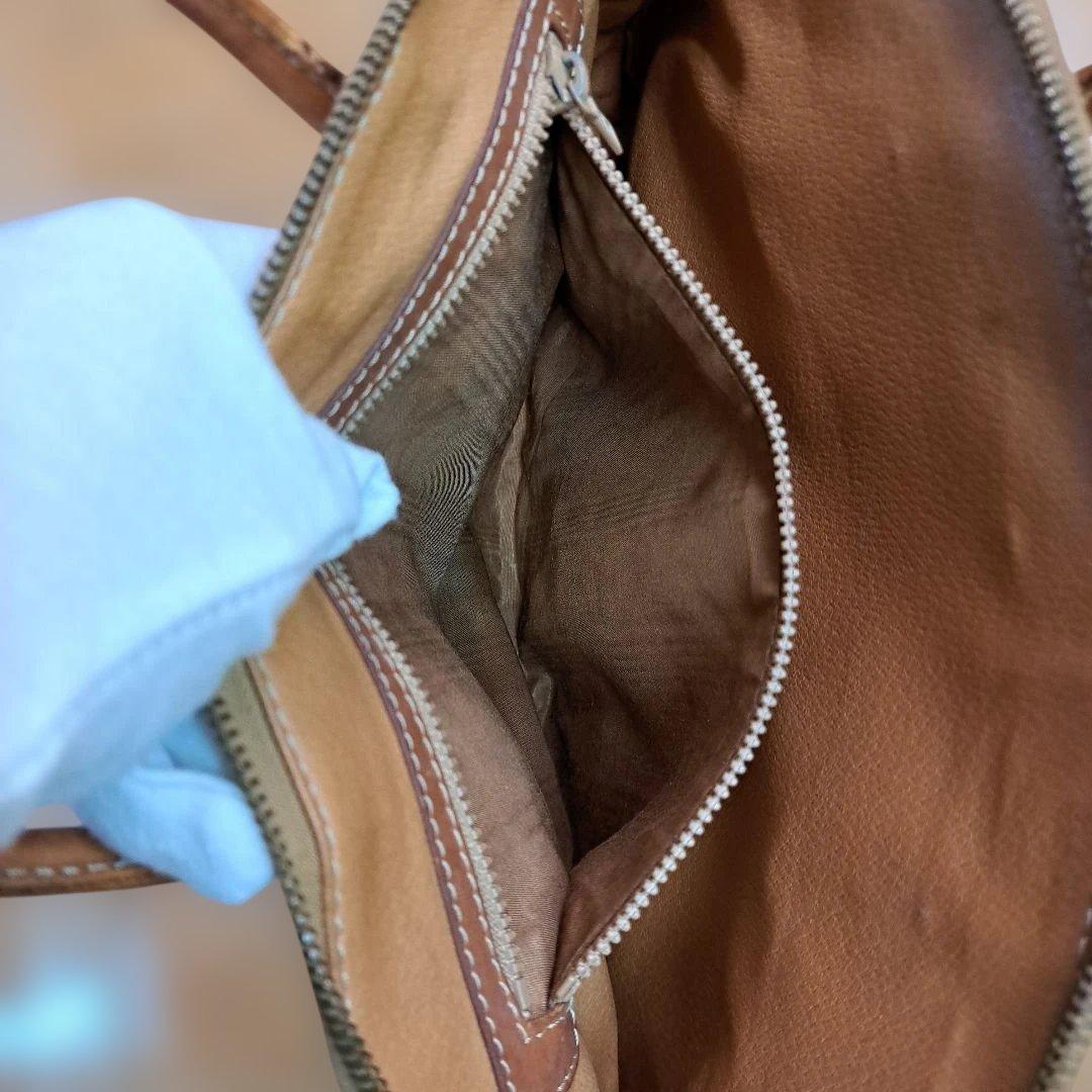 セリーヌ ブラウンハンドバッグ