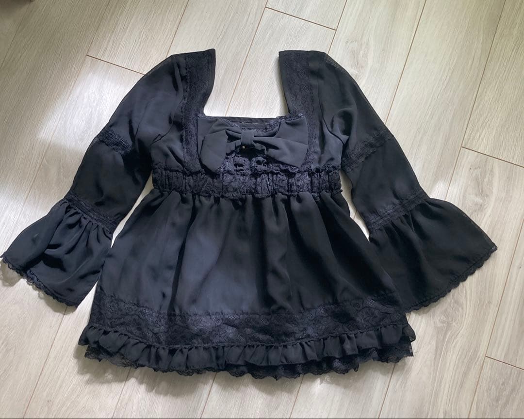 希少 00s LIZLISA TRALALA ビックリボントップス y2k