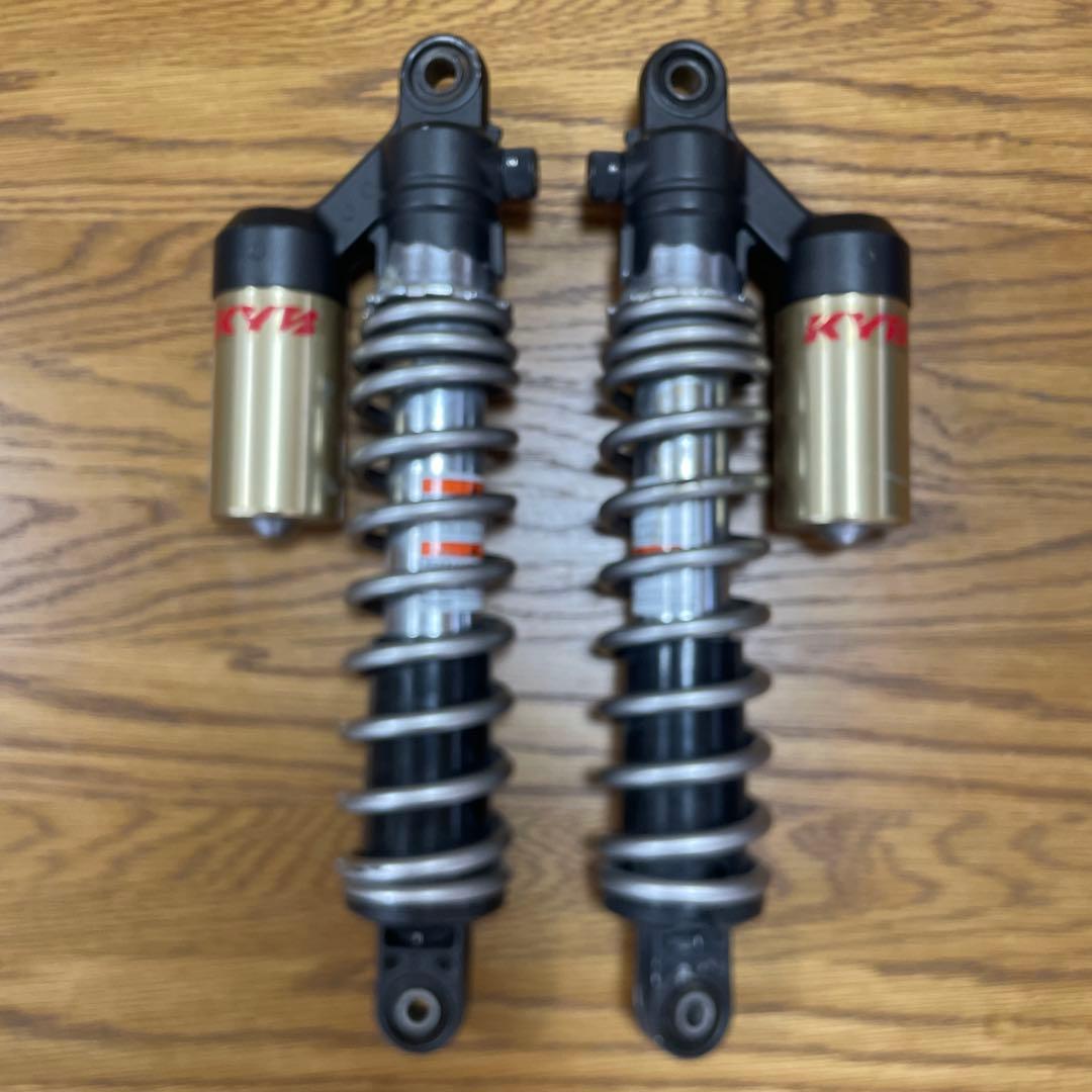 Kawasaki ZRX KYB サスペンションショック 2個セット