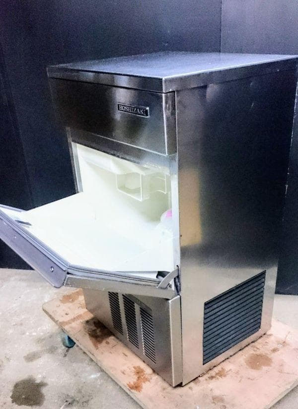 ホシザキ　全自動製氷機　 IM-35L　35Kg/日　中古　製氷OK