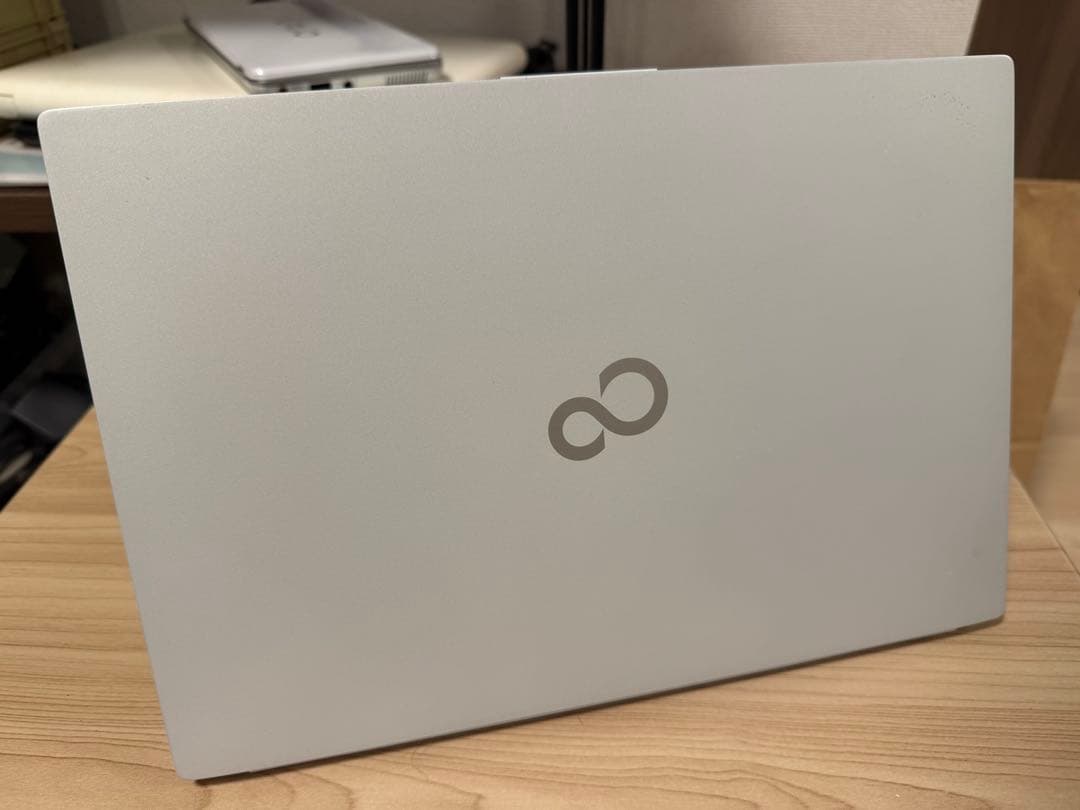 Windowsノート本体 LIFEBOOK UH UH09/J3 i5-1335U/16GB