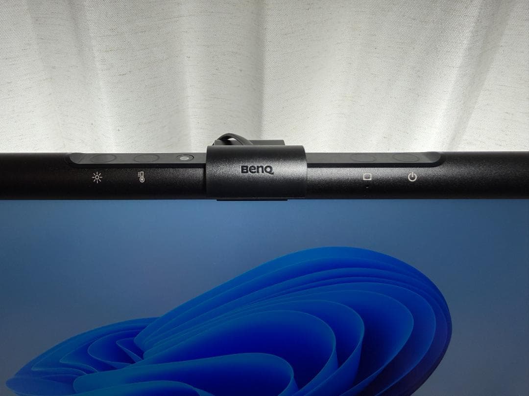 BenQ ScreenBar モニター掛け式ライト