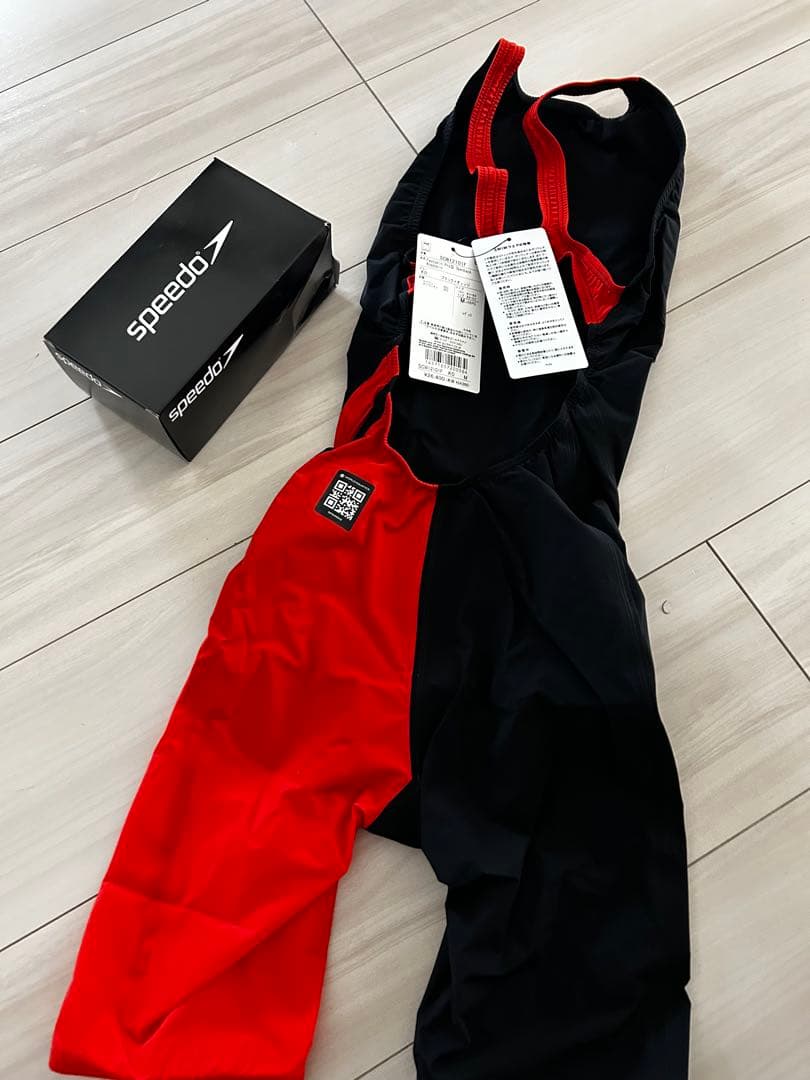 新品　SPEED ファストスキンプロ3オープンバックニースキン　M 高速水着