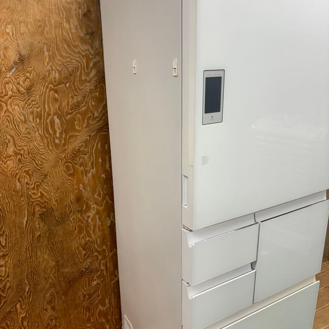 181Y シャープ　大型冷蔵庫 500L〜600L 自動製氷器付き　5ドア