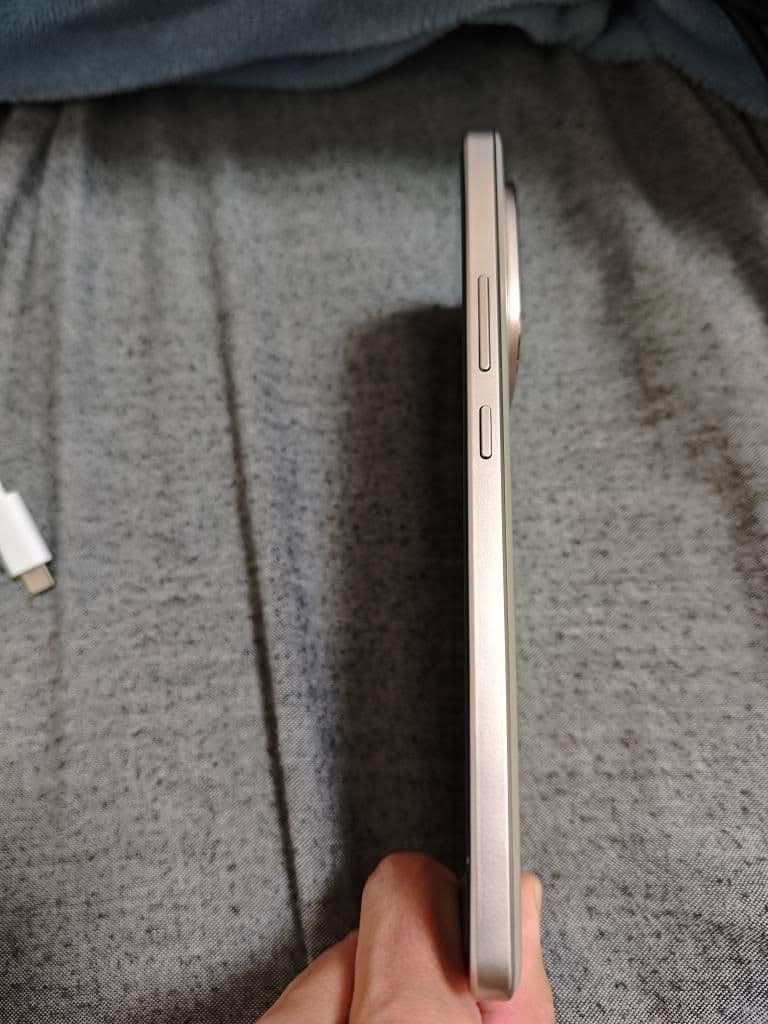 スマートフォン本体 Vivo iqoo z10 turbo pro 12/256GB