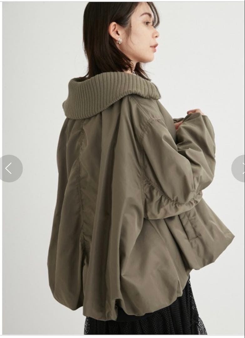 emmi 撥水リブカラーバルーンデザインブルゾン