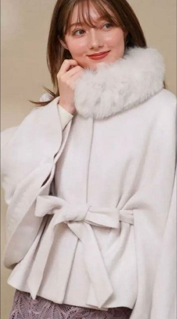 ★クリスマスまで限定お値下げ★ノエラ　ポンチョコート