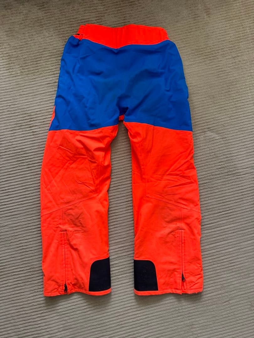 （限定販売品）オンヨネ　デモモデル　 ウェア　上下セット　Ｍサイズ