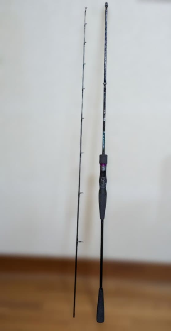 Hiro88　タチウオジギングロッド鏡牙 Ｘ　63Ｂ-２