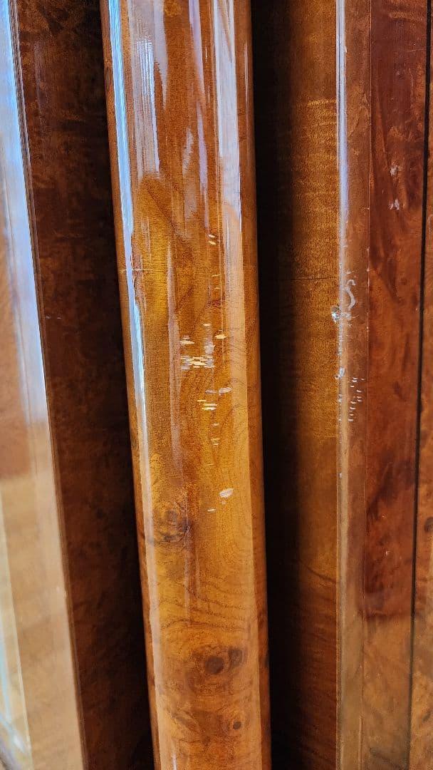 クラシック木製キャビネット ガラス扉付き